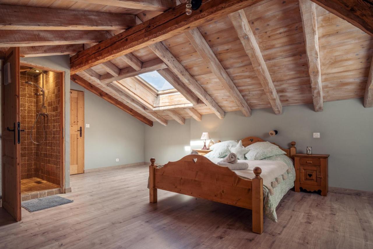 La Maison Des Cerries Hautecour  Buitenkant foto